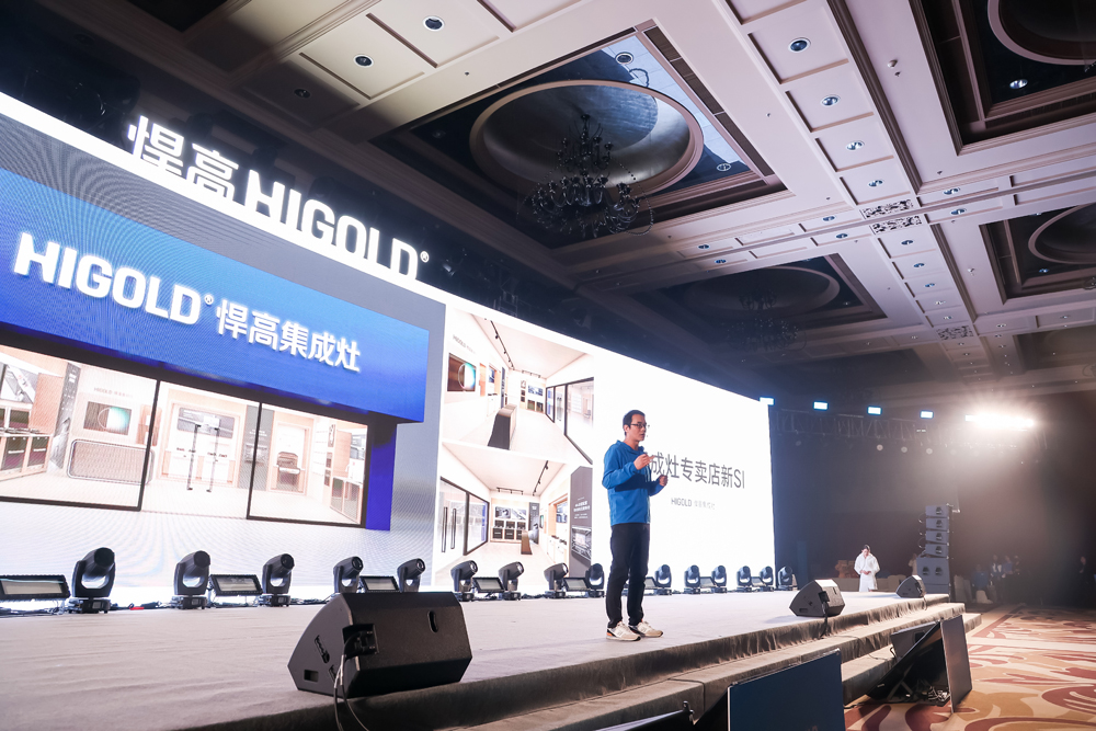 RON_0465.jpg RON_0465.jpg